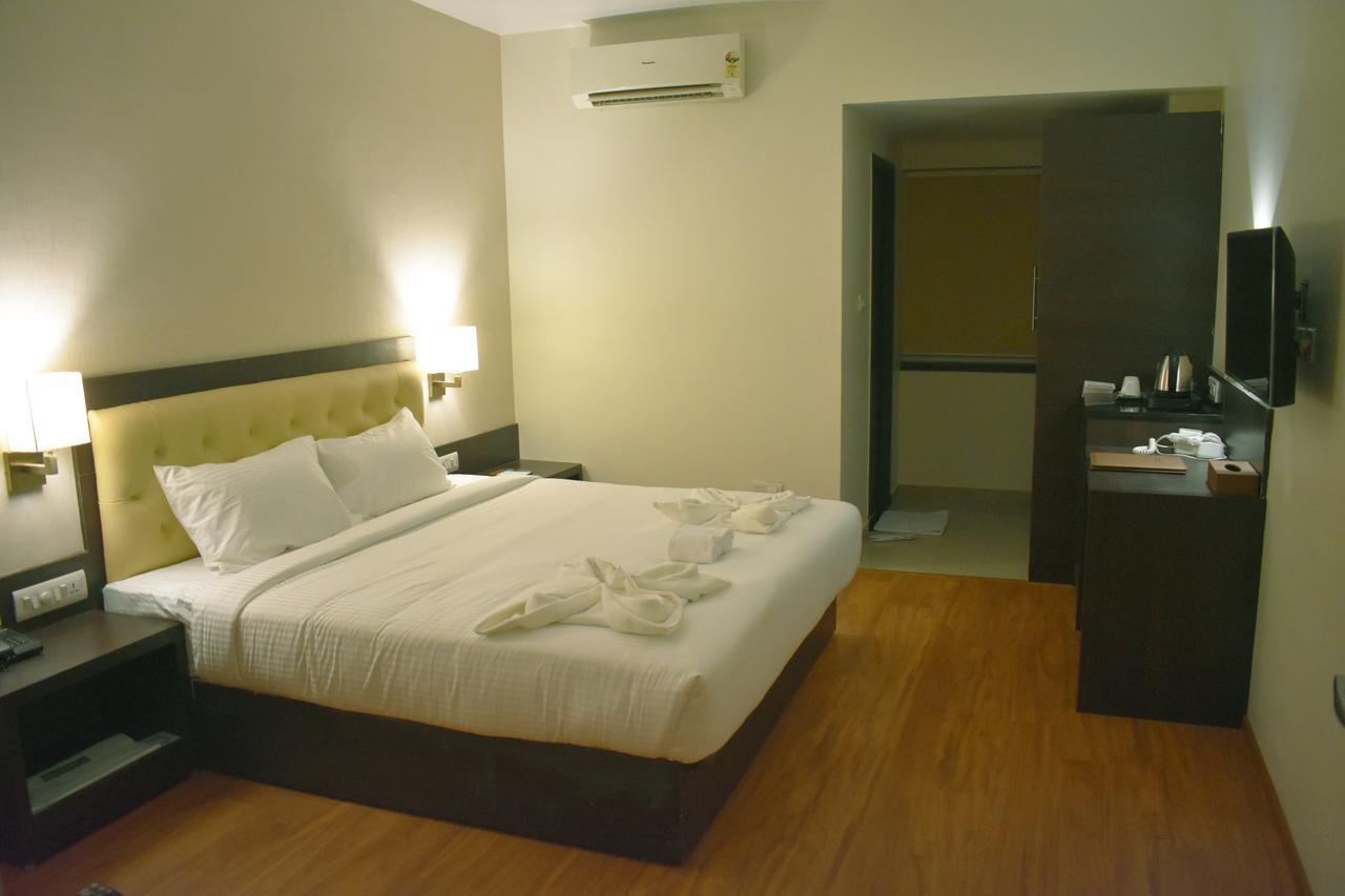 Grand Arcadia Hotel Tiruchirappalli Eksteriør billede